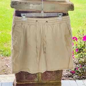 Baccini Khaki Skort Size 12